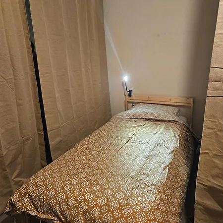Apartment Dortoir 3 Lits Proche De La Gare De